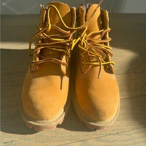 Timberland boots worn only a few times. Wheat color